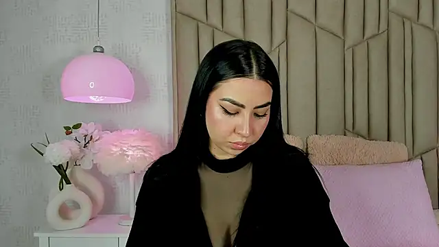 Snapshot of AudreyElla chatting on 05/16/26, 04:22 AudreyElla online show from 05/16/26, 04:22