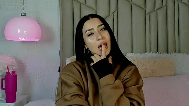 AudreyElla online show from 03/08/26, 10:13