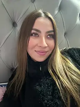 Snapshot of AudreyElla chatting on 02/15/25, 03:20 AudreyElla online show from 02/15/25, 03:20