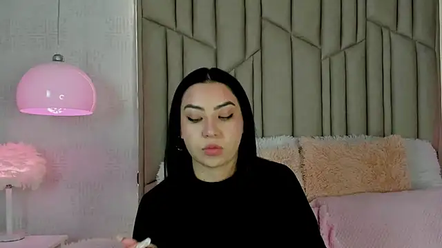 AudreyElla online show from 03/25/26, 05:51