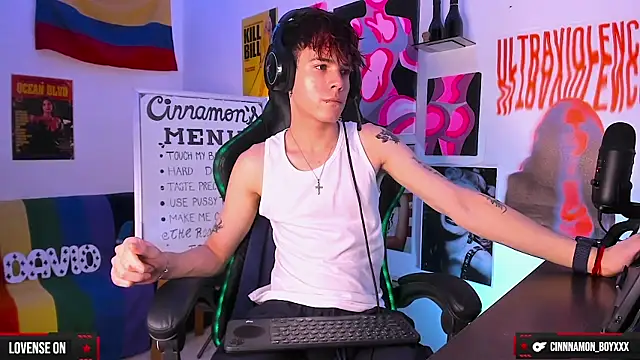 cinnamon boyxxx online show from 12/17/24, 04:56