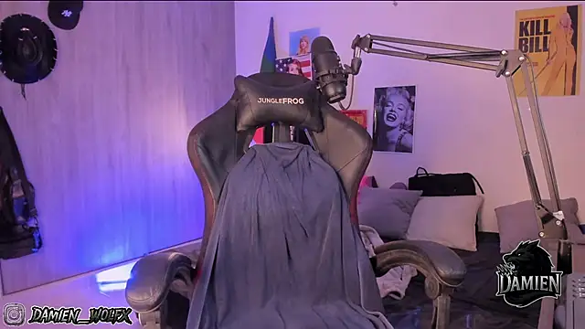 cinnamon boyxxx online show from 12/04/25, 02:43