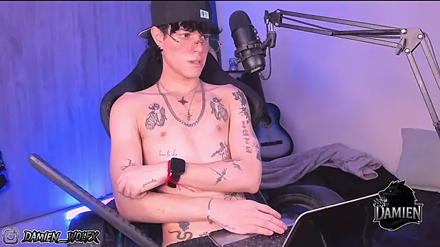 cinnamon boyxxx online show from 09/28/25, 02:07