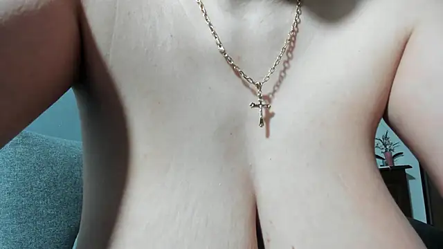 SexxyMeriem online show from 11/11/25, 07:03