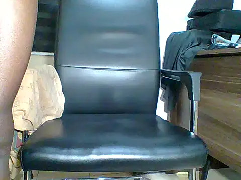 cranes293 online show from 11/01/25, 07:41