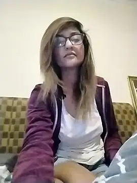 karmicQueen669 online show from 04/14/26, 03:50