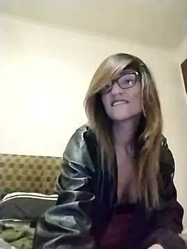 karmicQueen669 online show from 04/15/26, 05:06