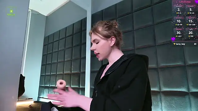 Snapshot of DanielPaige_ chatting on 02/08/26, 04:05 DanielPaige online show from 02/08/26, 04:05