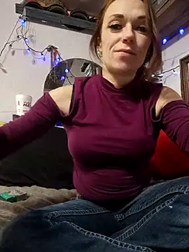 Genevieve143 online show from 03/18/26, 04:59