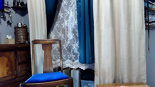 Genevieve143 online show from 02/08/26, 11:02