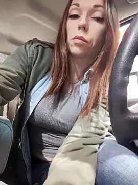 Genevieve143 online show from 11/12/25, 09:35