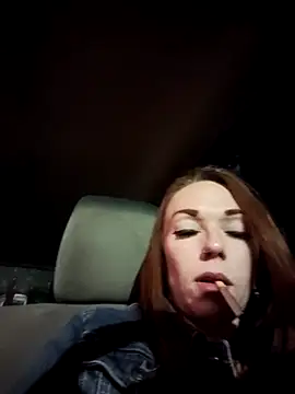 Genevieve143 online show from 11/01/25, 04:19