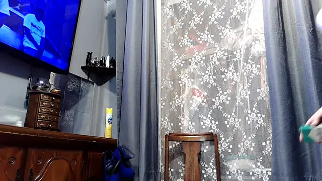 Genevieve143 online show from 02/25/26, 06:30