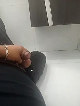 Frutales1402 online show from 03/04/26, 02:52