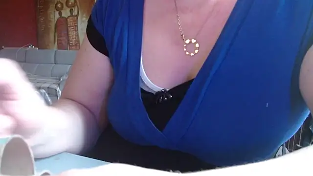 cruellaculdenfer67 online show from 12/02/25, 08:38