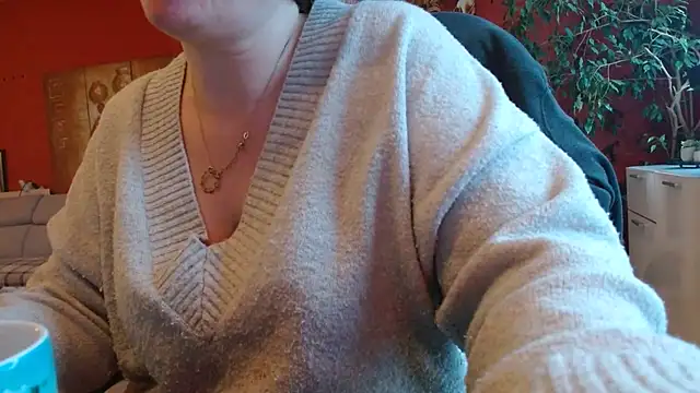 cruellaculdenfer67 online show from 02/10/26, 02:27