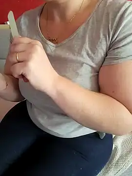 cruellaculdenfer67 online show from 10/29/25, 09:41