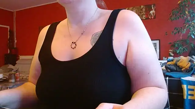 cruellaculdenfer67 online show from 11/28/25, 08:14