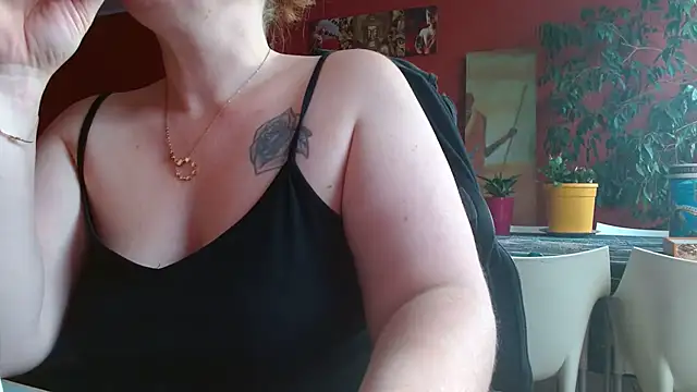 cruellaculdenfer67 online show from 11/04/25, 08:18