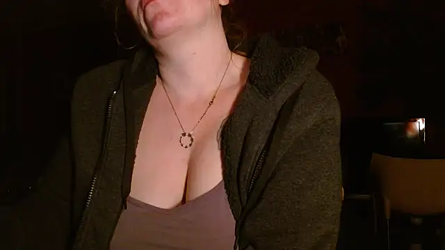 Snapshot of cruellaculdenfer67 chatting on 03/28/26, 03:29 cruellaculdenfer67 online show from 03/28/26, 03:29