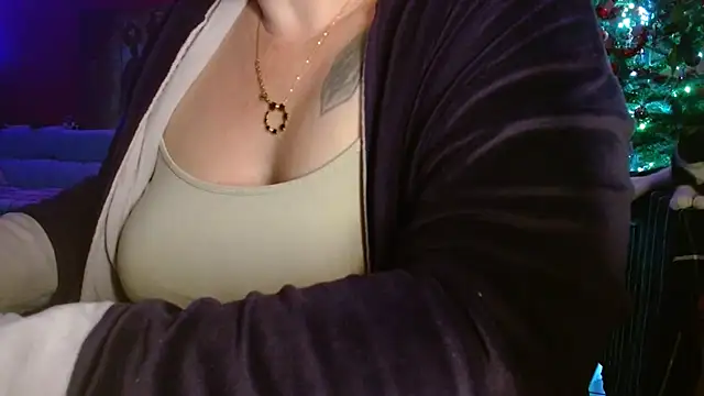 cruellaculdenfer67 online show from 12/02/25, 09:38