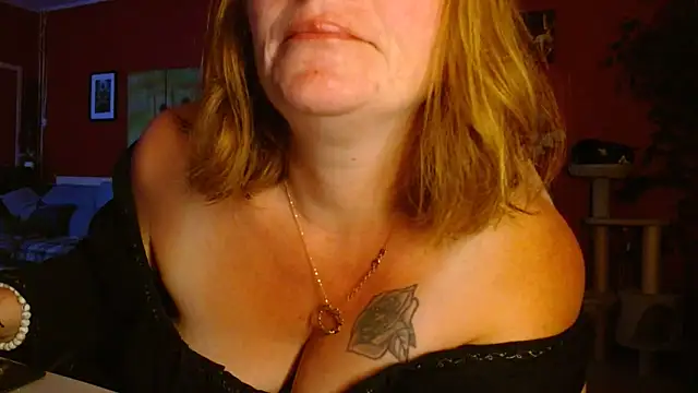 Snapshot of cruellaculdenfer67 chatting on 06/03/26, 08:57 cruellaculdenfer67 online show from 06/03/26, 08:57