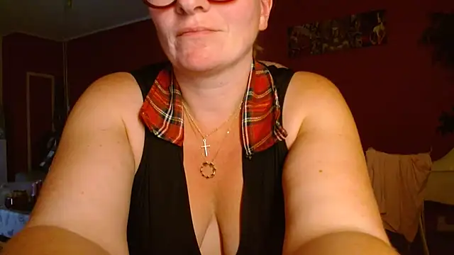 Snapshot of cruellaculdenfer67 chatting on 07/07/26, 09:51 cruellaculdenfer67 online show from 07/07/26, 09:51