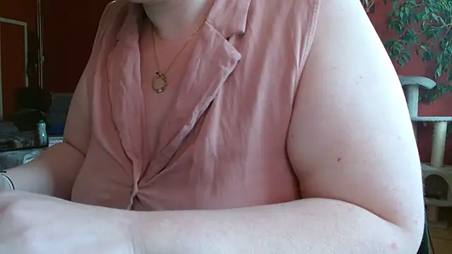 cruellaculdenfer67 online show from 03/05/26, 09:17