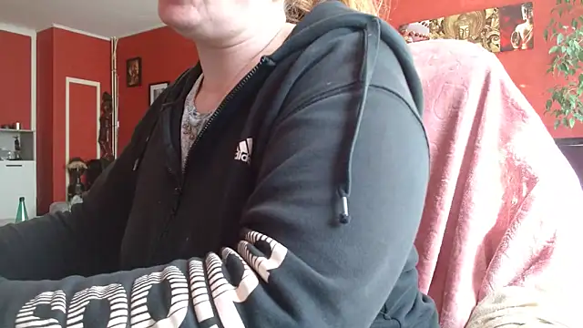 cruellaculdenfer67 online show from 04/02/26, 01:18