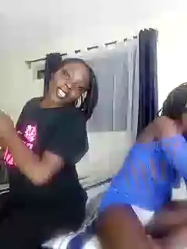 Snapshot of island_girls22 chatting on 12/20/24, 09:50 island girls22 online show from 12/20/24, 09:50