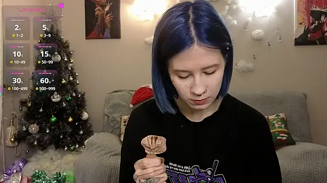 Snapshot of christy_memeow chatting on 12/21/24, 05:39 christy memeow online show from 12/21/24, 05:39