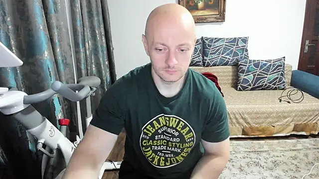 xxxWildxThoughtsxxx online show from 10/06/25, 09:48