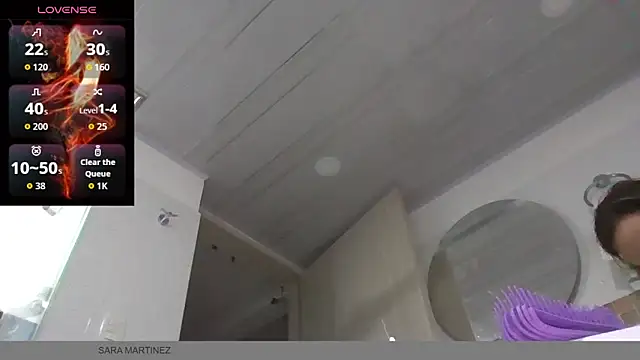 Snapshot of saramartinez1000 chatting on 10/25/25, 02:22 saramartinez1000 online show from 10/25/25, 02:22