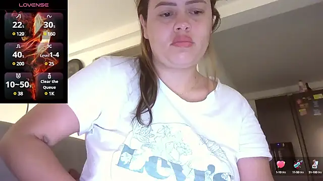 Snapshot of saramartinez1000 chatting on 02/20/25, 02:46 saramartinez1000 online show from 02/20/25, 02:46