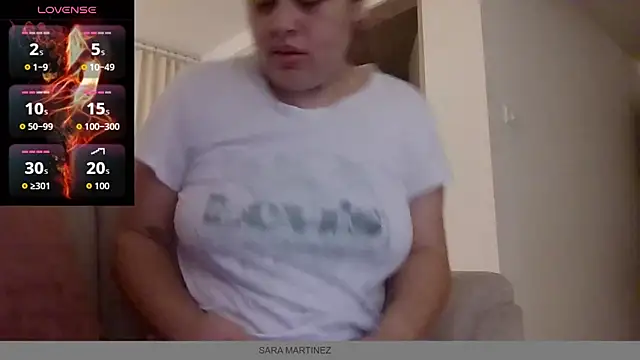 Snapshot of saramartinez1000 chatting on 10/02/25, 02:53 saramartinez1000 online show from 10/02/25, 02:53