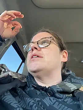 velvetta  online show from 12/20/25, 02:42