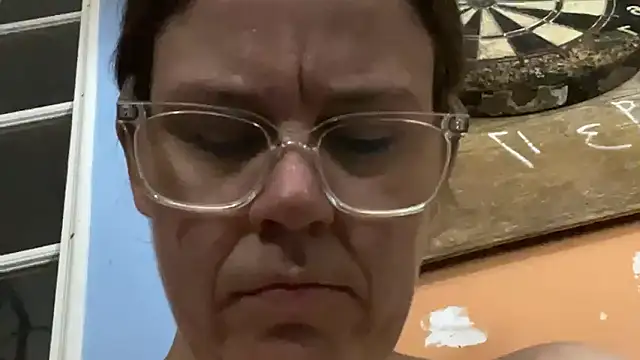 velvetta  online show from 09/09/25, 05:17