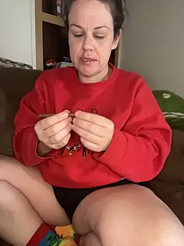 velvetta  online show from 11/30/25, 04:19