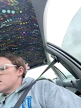 velvetta  online show from 09/17/25, 07:27