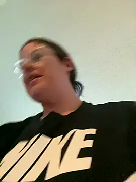 velvetta  online show from 09/15/25, 02:06