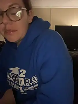 velvetta  online show from 11/17/25, 06:06