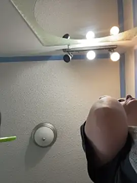 velvetta  online show from 12/18/25, 01:04