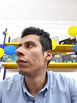 Snapshot of josehot151515 chatting on 12/19/24, 12:13 josehot151515 online show from 12/19/24, 12:13