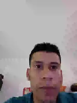 Snapshot of josehot151515 chatting on 12/23/24, 11:17 josehot151515 online show from 12/23/24, 11:17