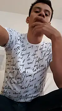 Snapshot of josehot151515 chatting on 01/09/25, 06:47 josehot151515 online show from 01/09/25, 06:47