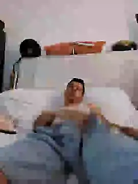 Snapshot of josehot151515 chatting on 01/03/25, 03:55 josehot151515 online show from 01/03/25, 03:55