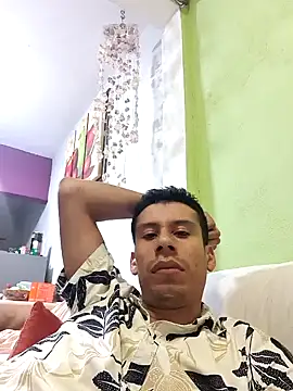 Snapshot of josehot151515 chatting on 01/03/25, 01:59 josehot151515 online show from 01/03/25, 01:59