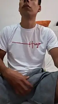 Snapshot of josehot151515 chatting on 01/06/25, 06:20 josehot151515 online show from 01/06/25, 06:20