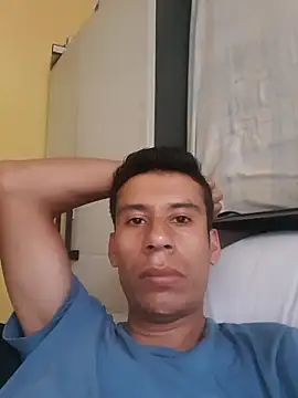 Snapshot of josehot151515 chatting on 09/17/25, 08:44 josehot151515 online show from 09/17/25, 08:44