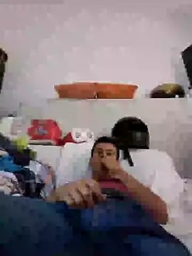 Snapshot of josehot151515 chatting on 01/13/25, 07:31 josehot151515 online show from 01/13/25, 07:31